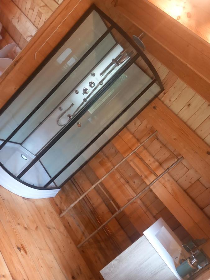 Le Studio Du Pressoir Gisay Экстерьер фото